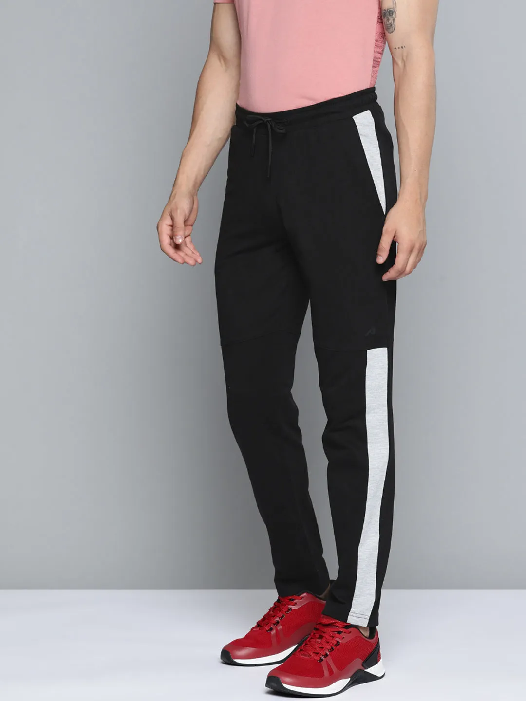 Alcis Men Black Solid Slim Fit Track Pants