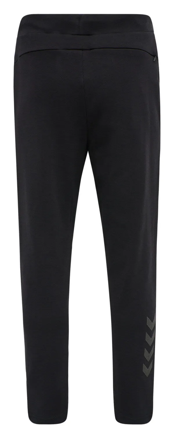 Axton Men Black Training Pant