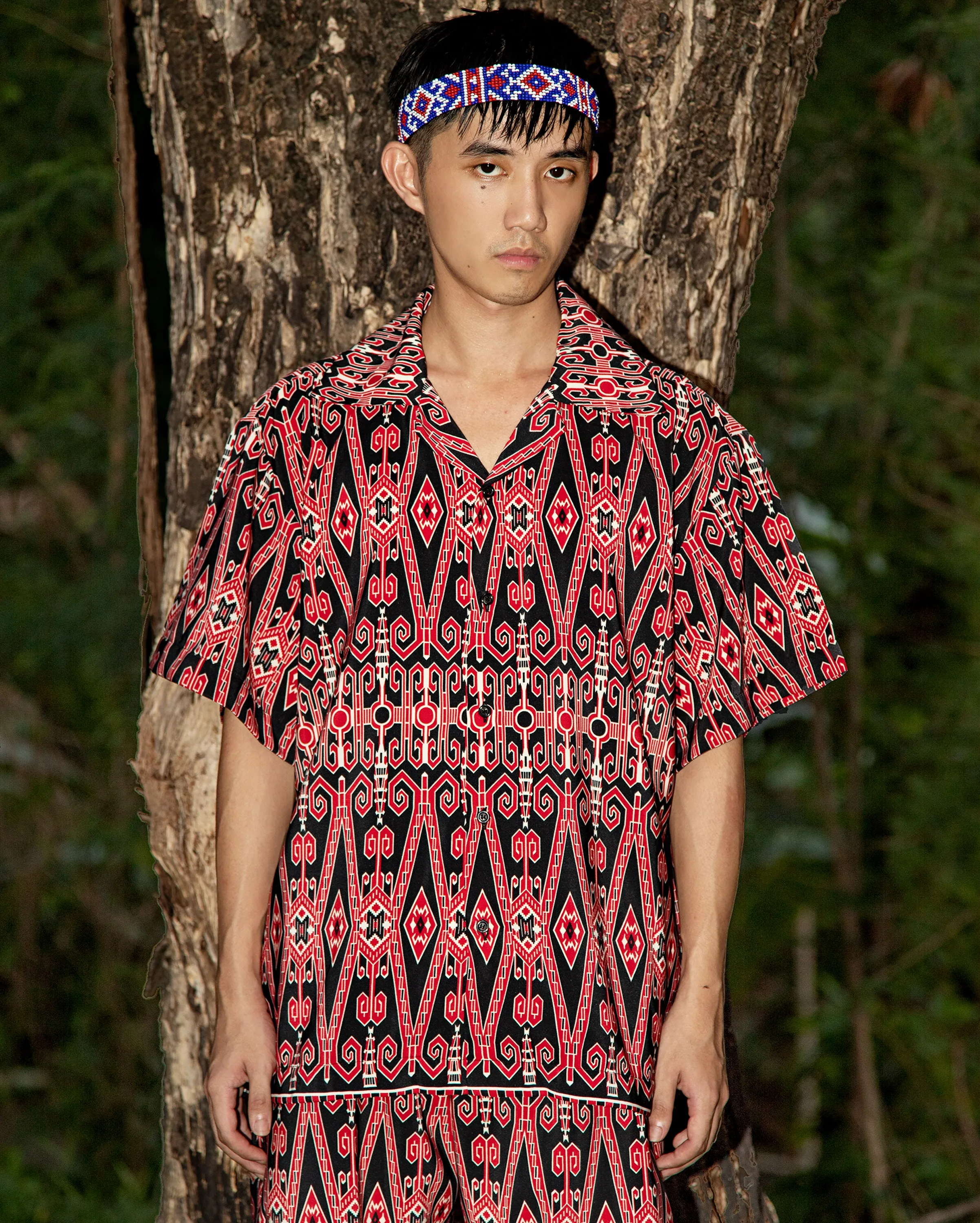 Baju Pantai Borneo (Black Red)