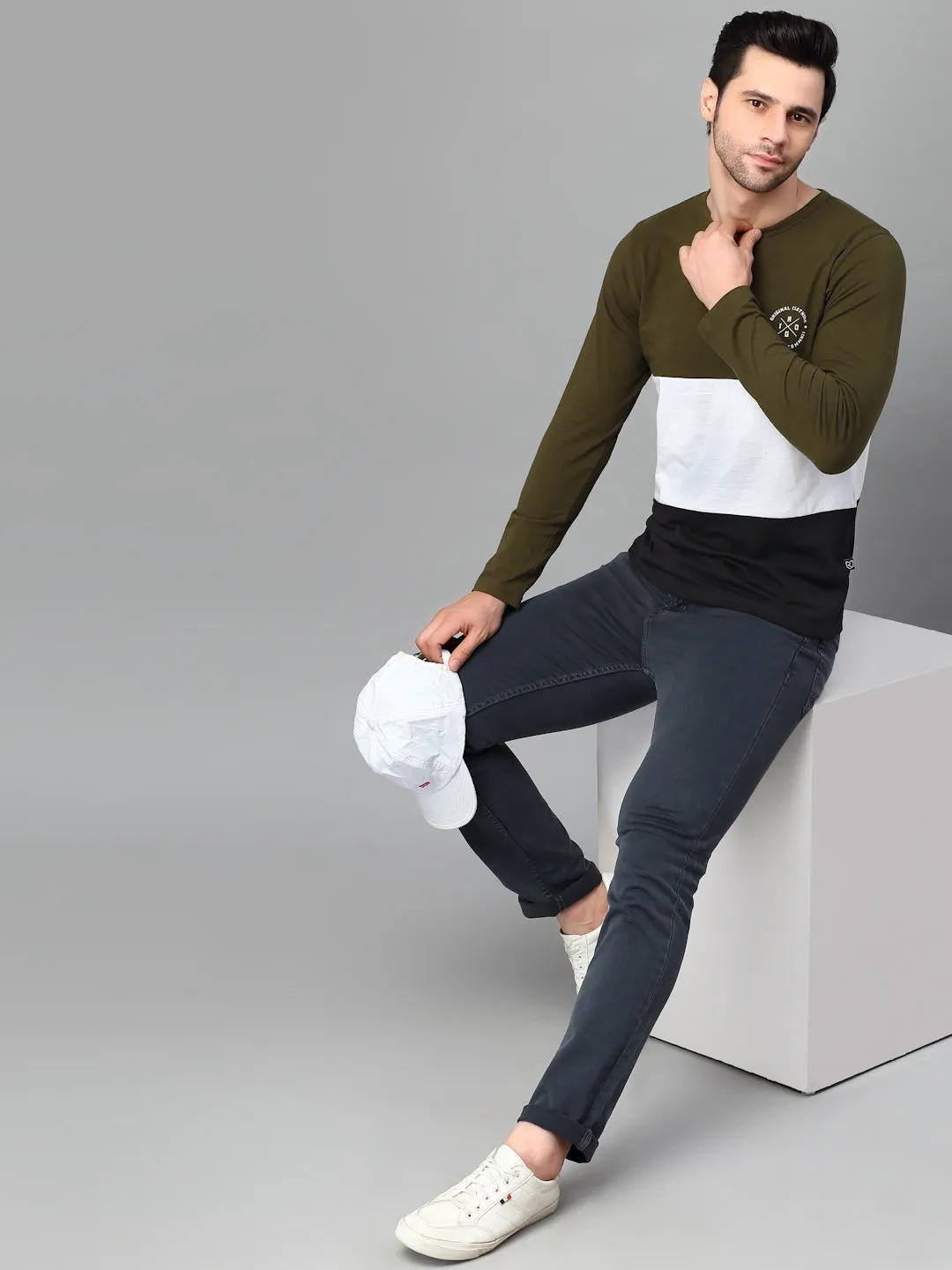 Color Block Round Neck Full Sleeve T-Shirt