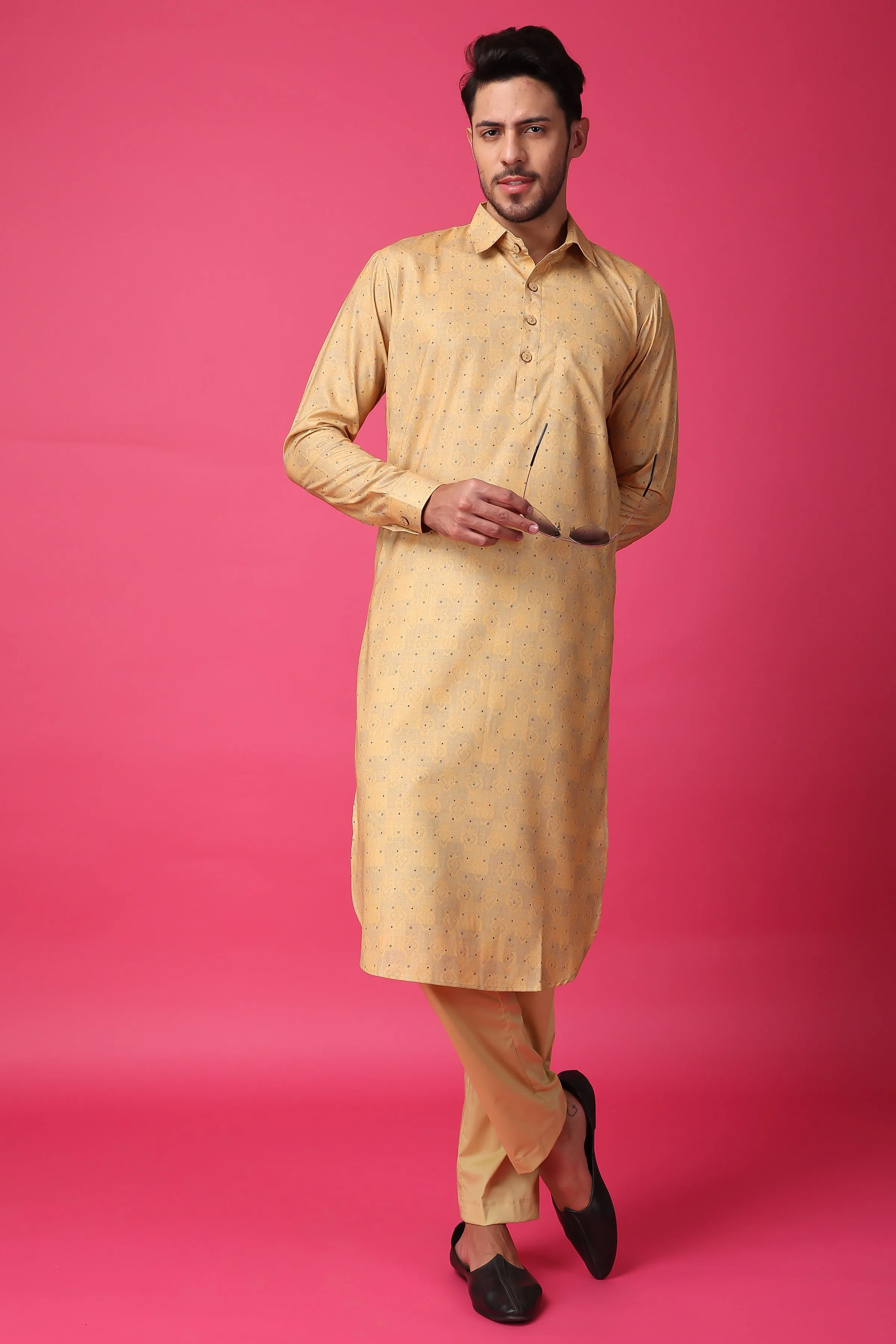 Golden Glow Textured Kurta